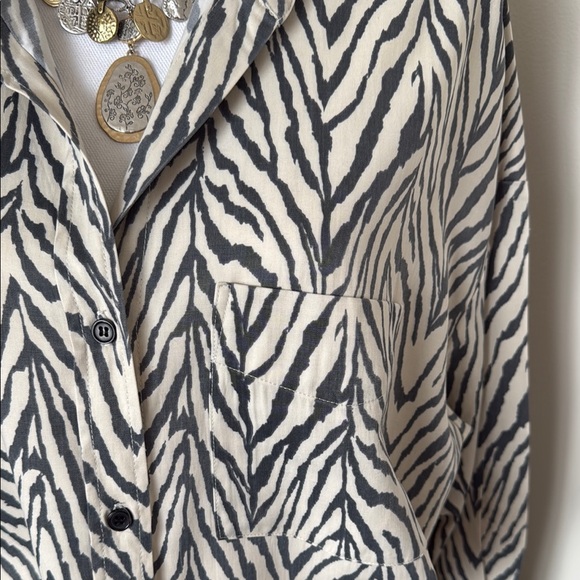 Zebra Print Button-Up Shirt - Picture 2 of 5